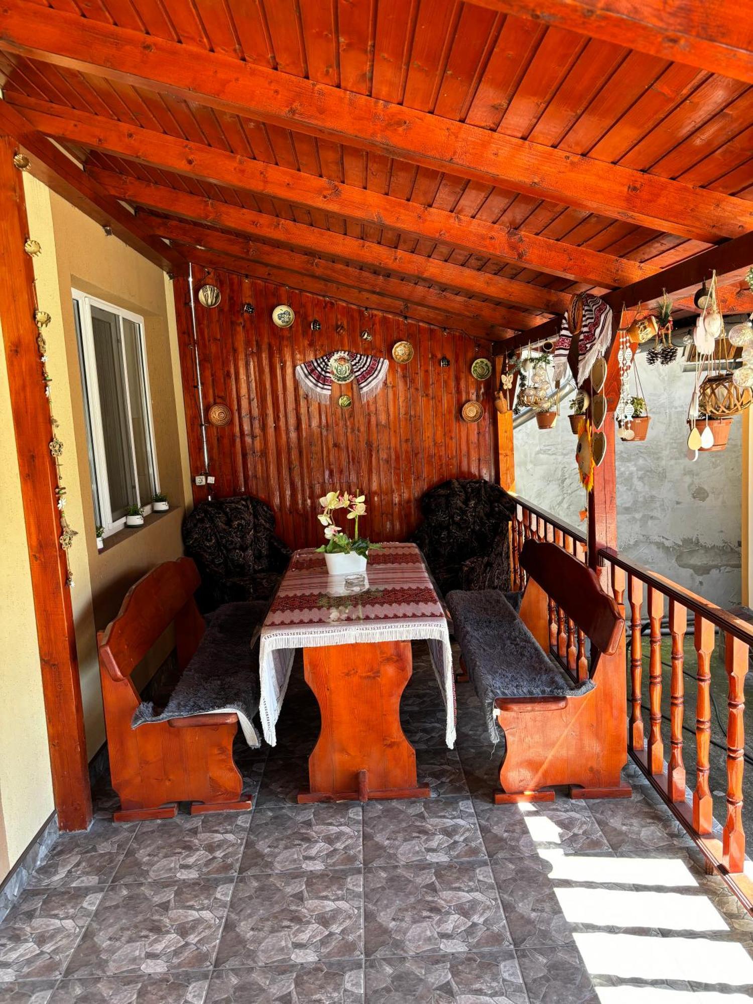 Casa Otilia 호텔 Chiscau 외부 사진